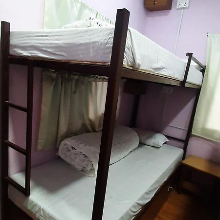 Margik Backpackers Hostel Покхара Экстерьер фото