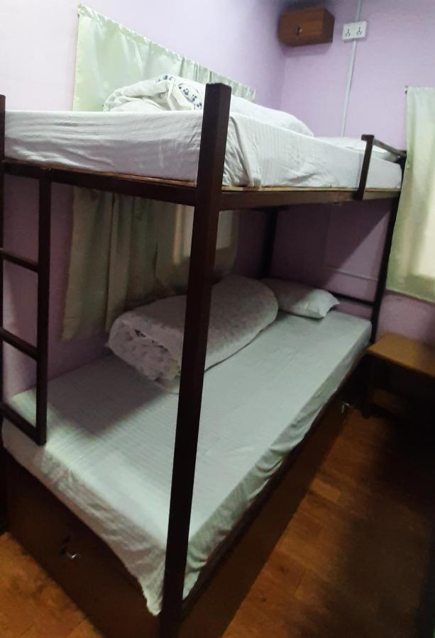 Margik Backpackers Hostel Покхара Экстерьер фото