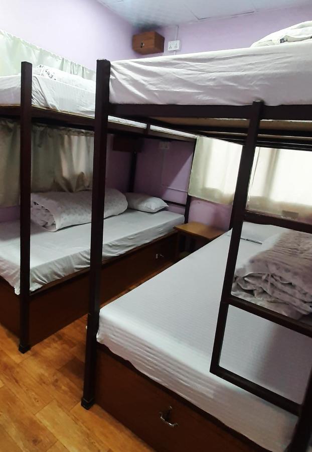 Margik Backpackers Hostel Покхара Экстерьер фото