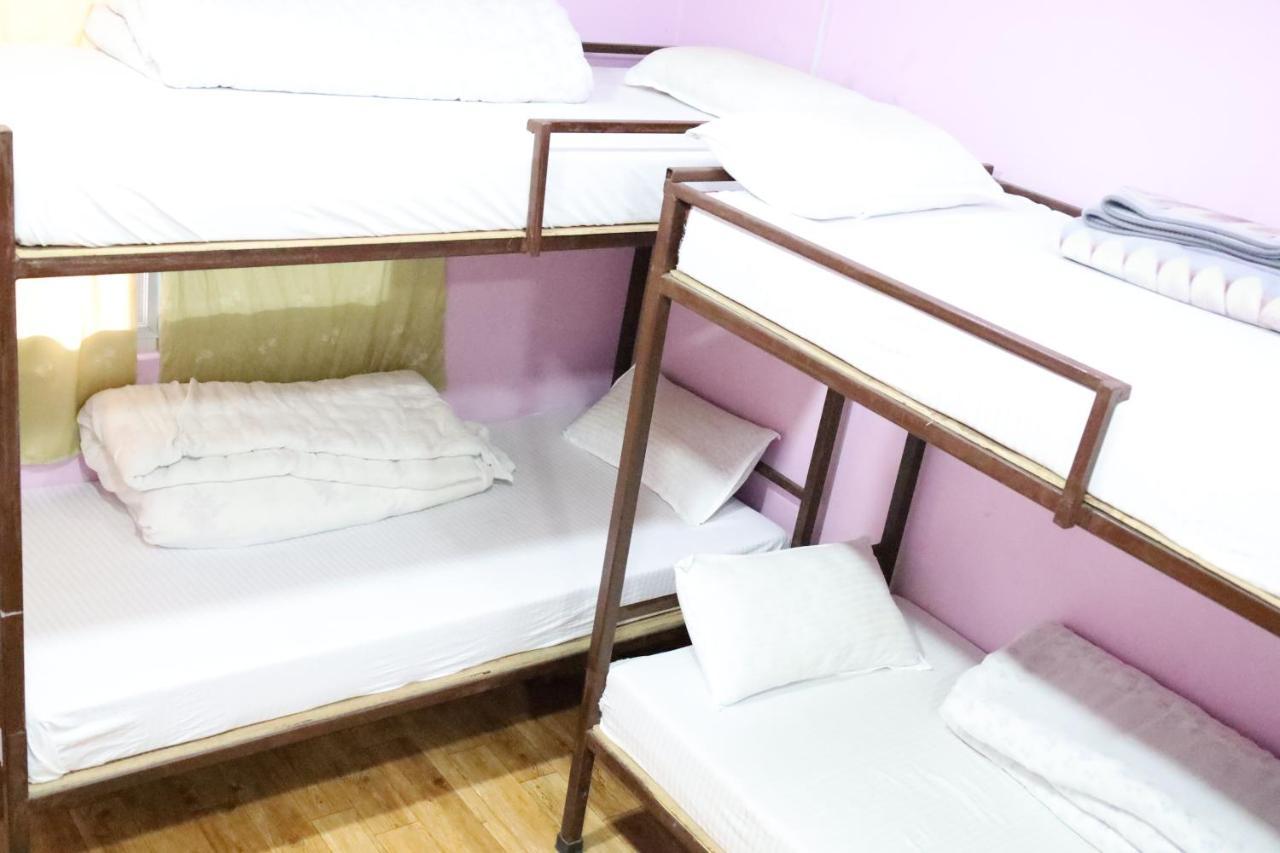 Margik Backpackers Hostel Покхара Экстерьер фото
