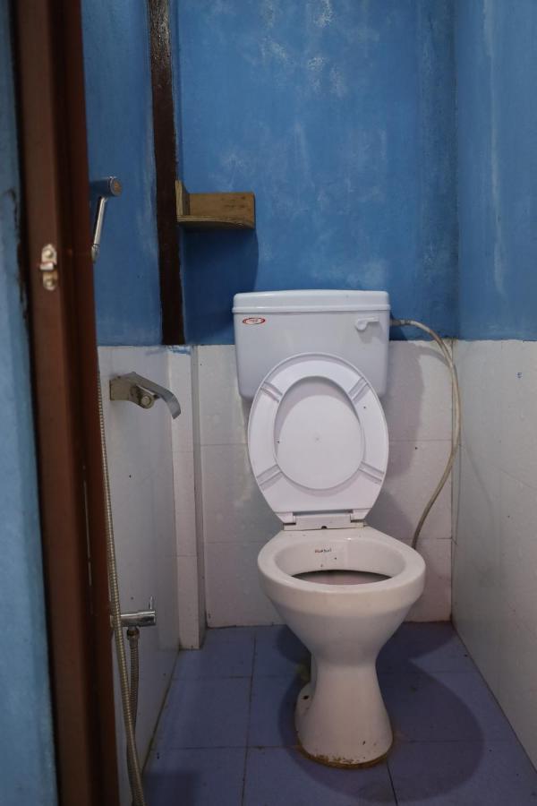 Margik Backpackers Hostel Покхара Экстерьер фото